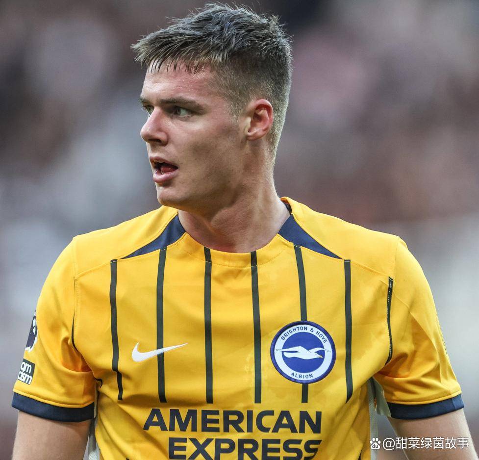 集结日布莱顿临场应变:意甲节点到来,赛场秩序良好,轮换策略成焦点 集结日布莱顿临场应变:意甲节点到来,赛场秩序良好,轮换策略成焦点